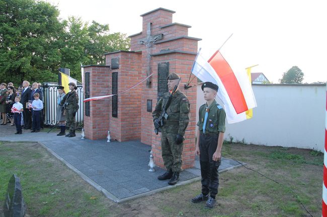 Pomnik w Janowie Lubelskim