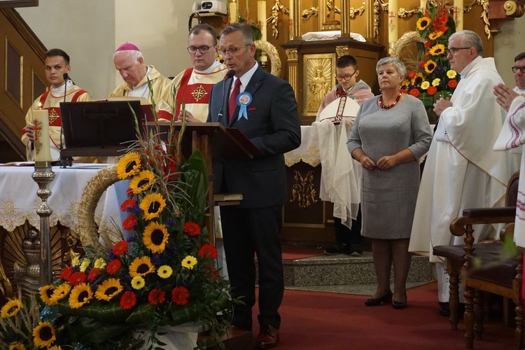 Dożynki wojewódzko-diecezjalne w Niemczy