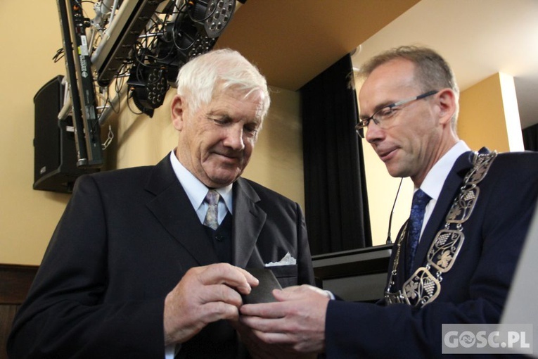 Ks. prał. Jerzy Nowaczyk honorowym obywatelem Zielonej Góry