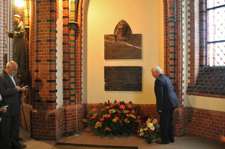 Abp Szczepan Wesoły - Msza św. w Katowicach w 1. rocznicę śmierci