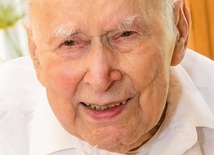 O. Łucjan 4 lata temu otrzymał Order Uśmiechu.