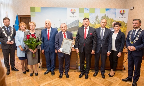 Katowice. Prof. Andrzej Jasiński honorowym obywatelem miasta 
