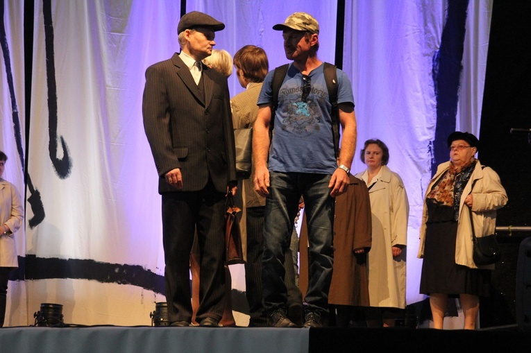 Jubileuszowy przegląd twórczości ŚDS