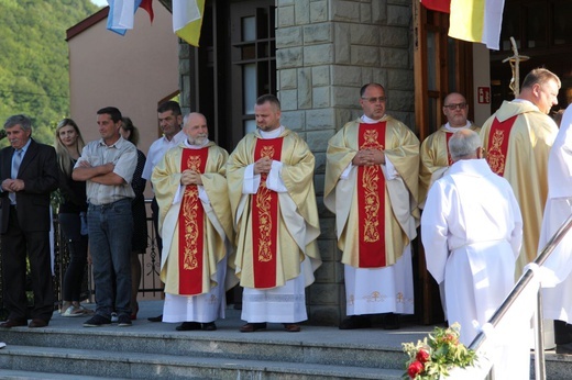 25. rocznica poświęcenia kościoła i powstania parafii w Czernichowie