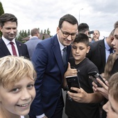 Morawiecki: Polskie tradycje wzmacniają rodzinę