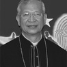 Biskup Rolando Crisostomo Santos
