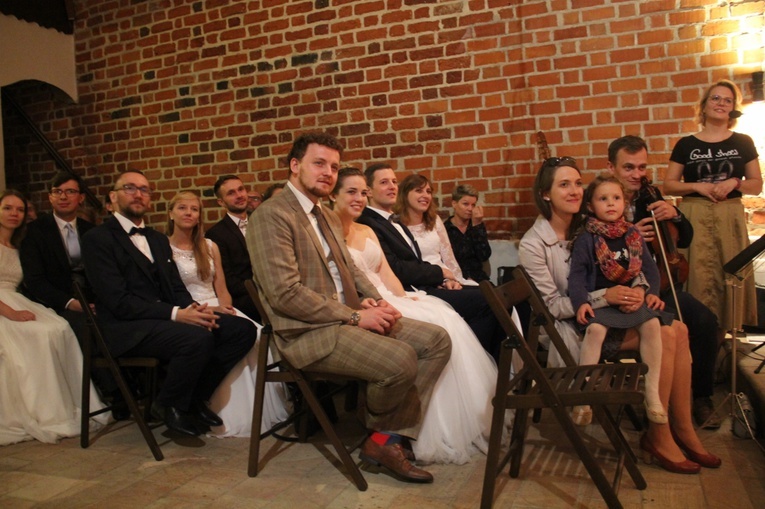 Doroczne zgromadzenie Ciemnych Typów