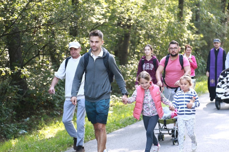 Grupa wyruszająca z Janowca