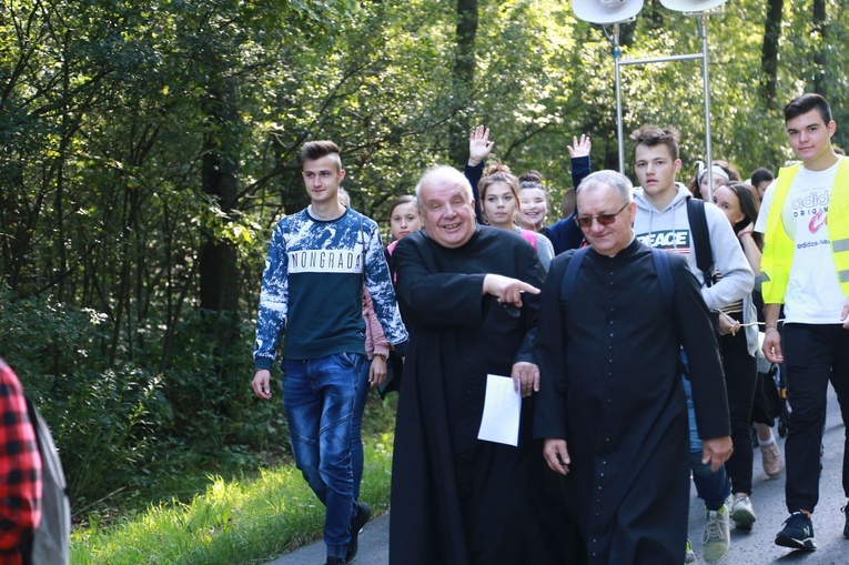 Grupa wyruszająca z Janowca