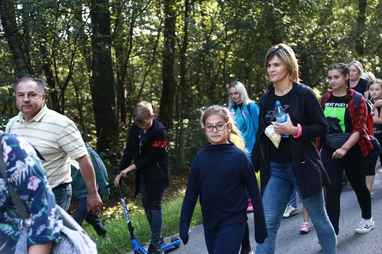 Grupa wyruszająca z Janowca