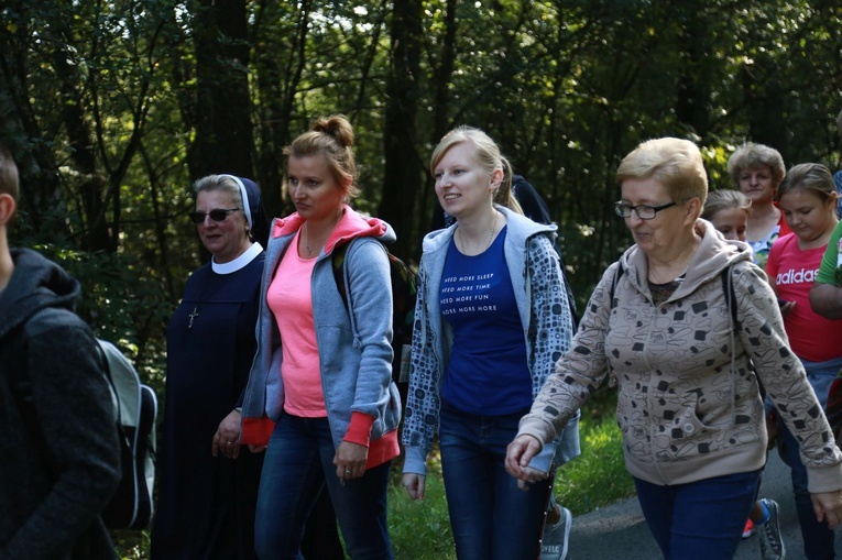 Grupa wyruszająca z Janowca