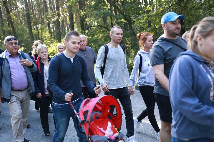 Grupa wyruszająca z Radomyśla Wielkiego