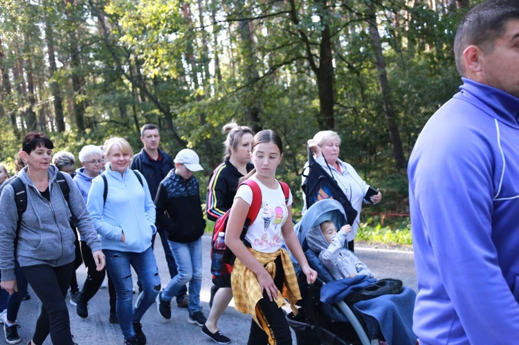 Grupa wyruszająca z Radomyśla Wielkiego