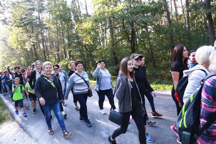 Grupa wyruszająca z Radomyśla Wielkiego