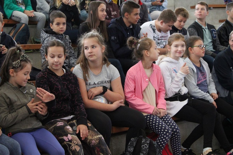 Młodzi w amfiteatrze pod Grojcem w Żywcu - 2019