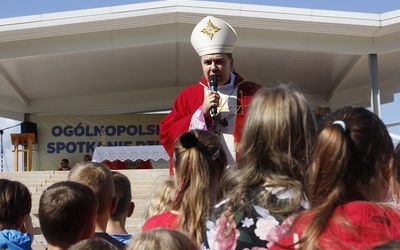 Mszy św. przewodniczył i słowo wygłosił bp Wojciech Osial.