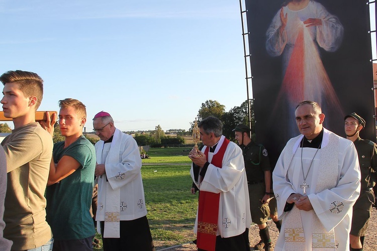 Godzina Miłosierdzia - Spotkanie Młodych w Skrzatuszu