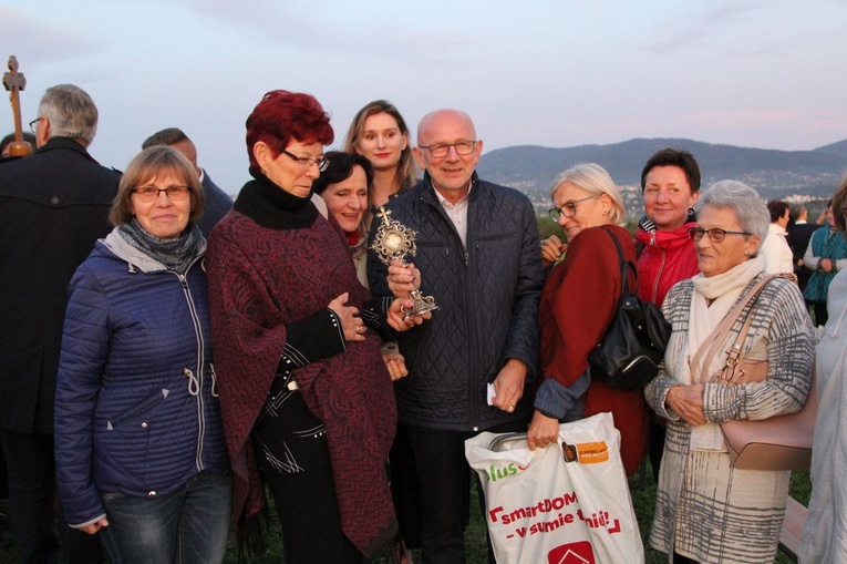 Bielsko-Biała pod Krzyżem na Trzech Lipkach - 2019