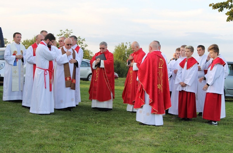 Bielsko-Biała pod Krzyżem na Trzech Lipkach - 2019