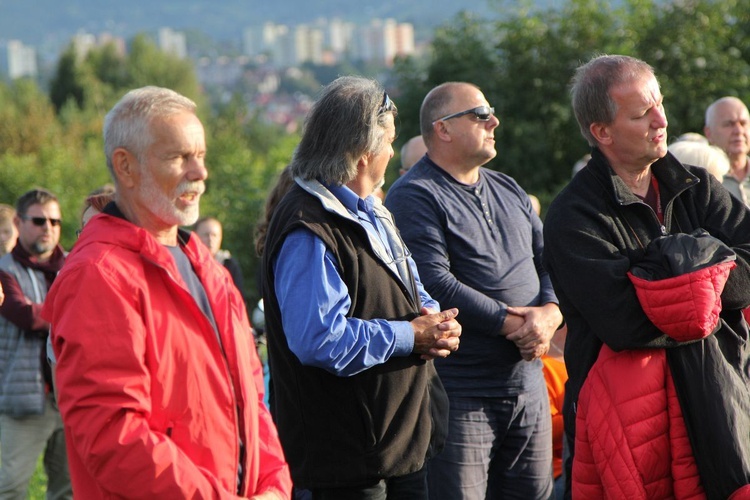 Bielsko-Biała pod Krzyżem na Trzech Lipkach - 2019