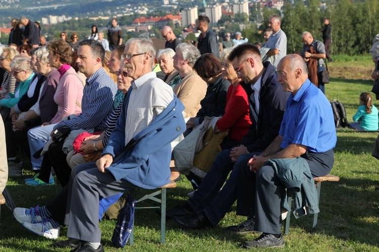 Bielsko-Biała pod Krzyżem na Trzech Lipkach - 2019