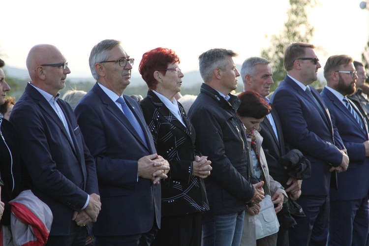 Bielsko-Biała pod Krzyżem na Trzech Lipkach - 2019