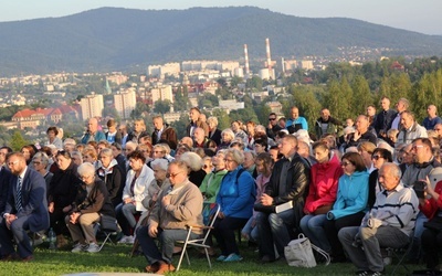 Bielsko-Biała pod Krzyżem na Trzech Lipkach - 2019