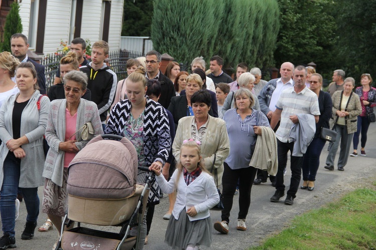 Z Przeczycy pod krzyż na granicy z Jodłową