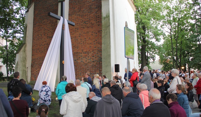 Rybnik stanął pod krzyżem