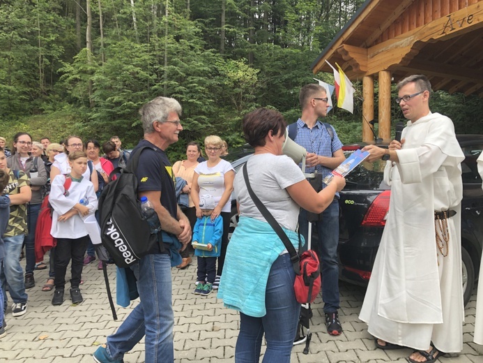 Pielgrzymka z Korbielowa na Jasną Górkę w Ślemieniu - 2019