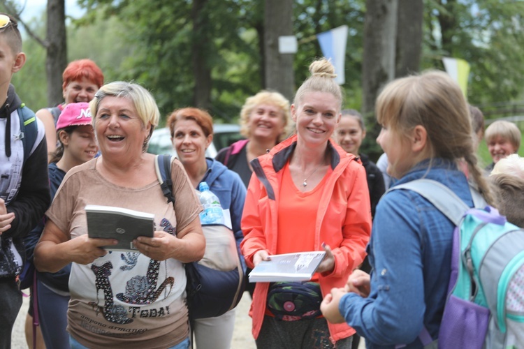 Pielgrzymka z Korbielowa na Jasną Górkę w Ślemieniu - 2019