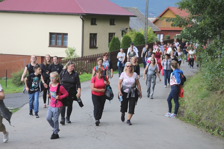 Pielgrzymka z Korbielowa na Jasną Górkę w Ślemieniu - 2019