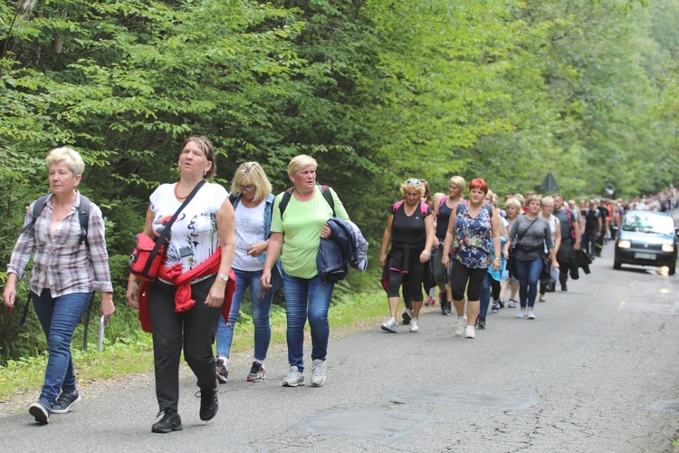 Pielgrzymka z Korbielowa na Jasną Górkę w Ślemieniu - 2019