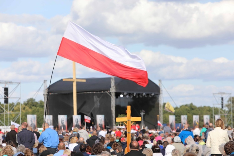 Polska pod krzyżem część 1