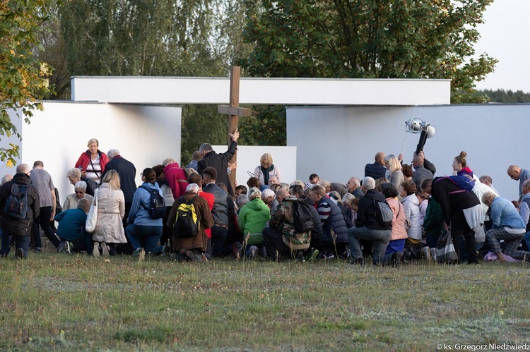 "Polska pod Krzyżem" w Rokitnie - cz. II