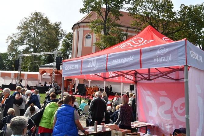 Jubileusz 25-lecia "Gościa Koszalińsko-Kołobrzeskiego" w Skrzatuszu