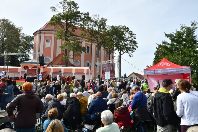 Jubileusz 25-lecia "Gościa Koszalińsko-Kołobrzeskiego" w Skrzatuszu