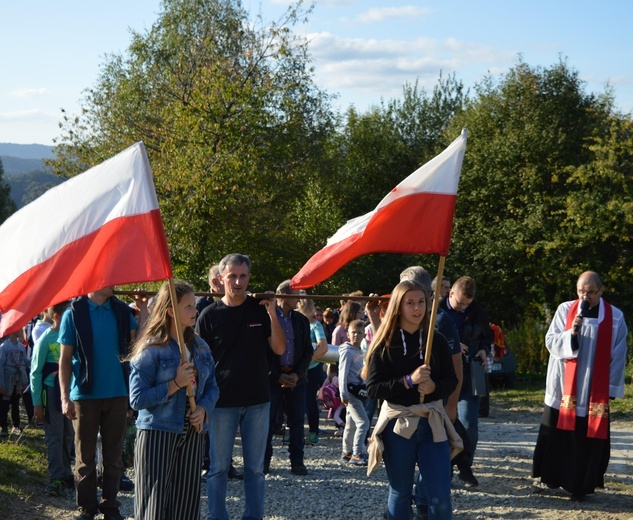 Muszyna-Folwark. Polska pod Krzyżem