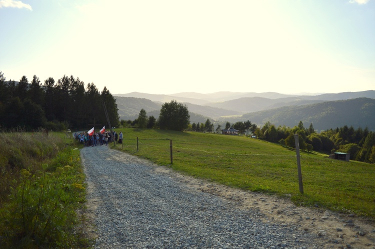 Muszyna-Folwark. Polska pod Krzyżem