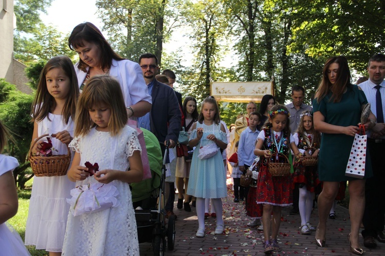 Wprowadzenie relikwii błogosławionych męczenników z Pariacoto do Wielkiej Wsi