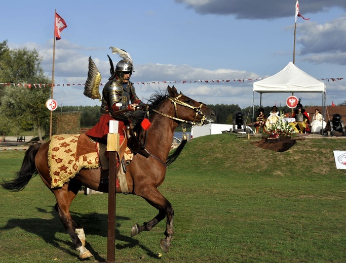 Pułtusk. VI Piknik z husarią (część I)