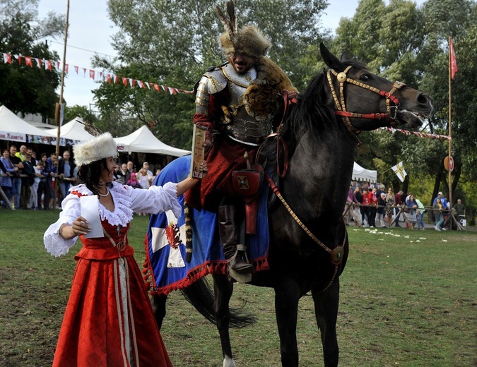 Pułtusk. VI Piknik z husarią (część I)