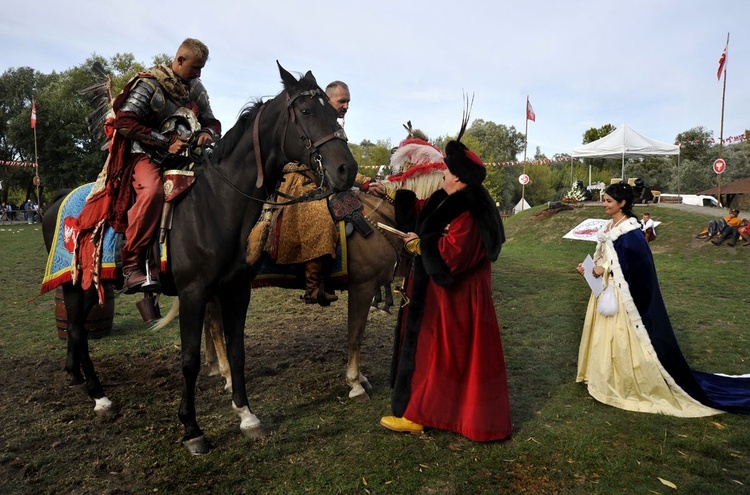 Pułtusk. VI Piknik z husarią (część I)