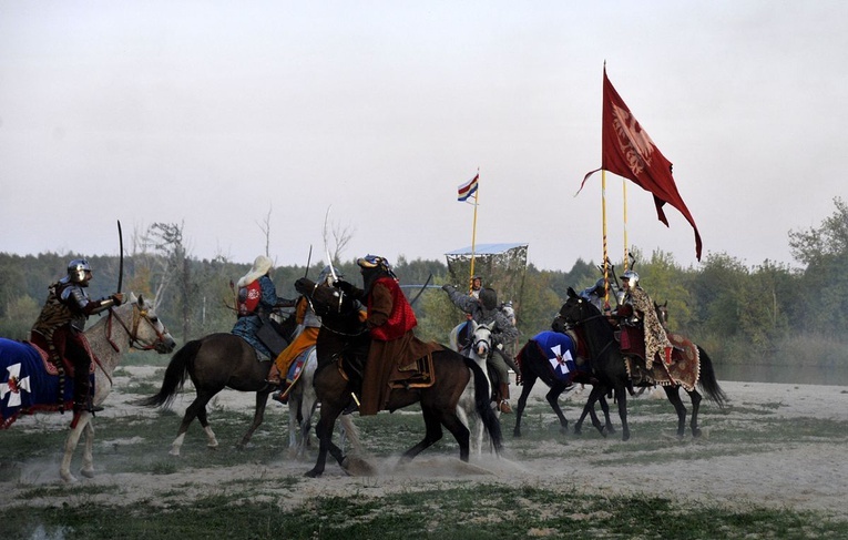 Pułtusk. VI Piknik z husarią (część II)
