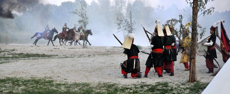 Pułtusk. VI Piknik z husarią (część II)