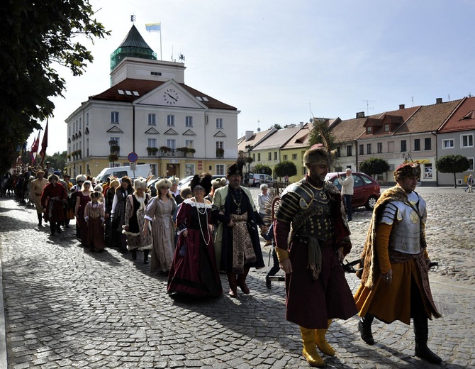 Pułtusk. VI Piknik z husarią (część III)