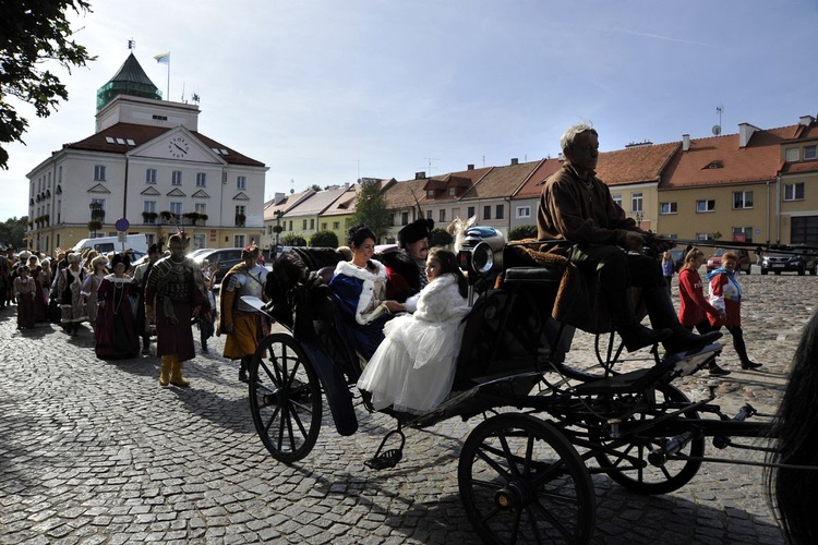 Pułtusk. VI Piknik z husarią (część III)