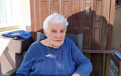 Helena Pałyz (z domu Chady) urodziła się w 1930 roku w Jankowicach i mieszkała wraz rodziną w Pszczynie. W kwietniu 1940 roku z mamą i bratem została zesłana na Sybir. Do domu powróciła w 1947 roku. Należy do pszczyńskiego Koła Związku Sybiraków. 