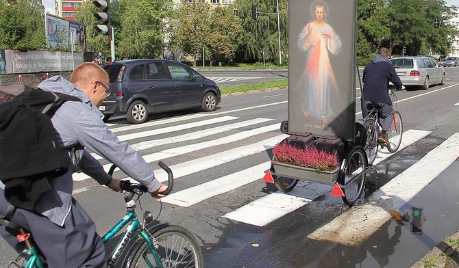 Niech Bóg nas zaskakuje. Wyruszyła Karawana Bożego Miłosierdzia