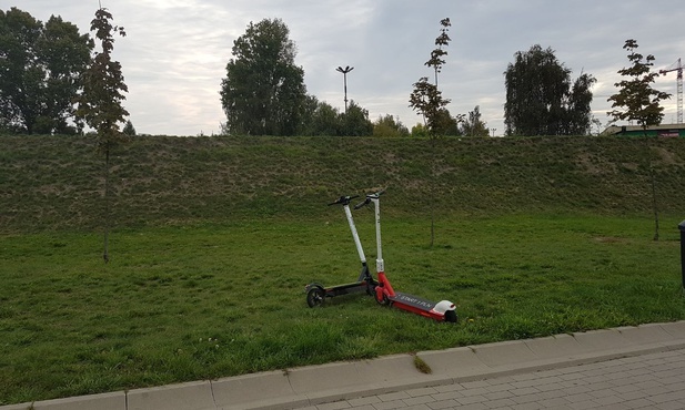 Katowice. Elektryczne hulajnogi opanowały miasto